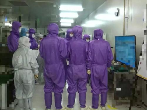 华辉人力科普 为什么有些电子厂要穿无尘服